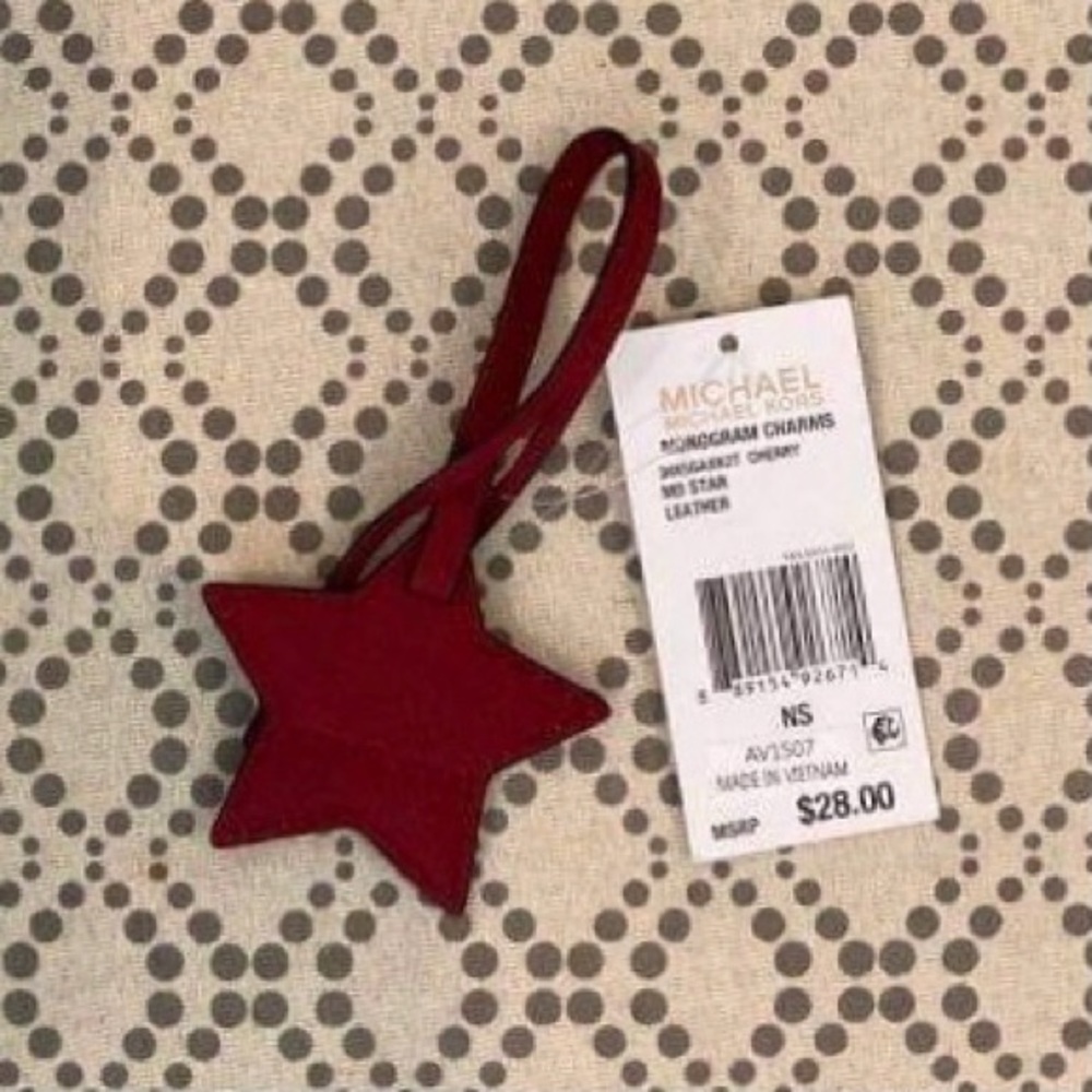 Take 40% Off Michael Kors ⭐️ Star Bag Charm NWTs - Picture 2 of 6